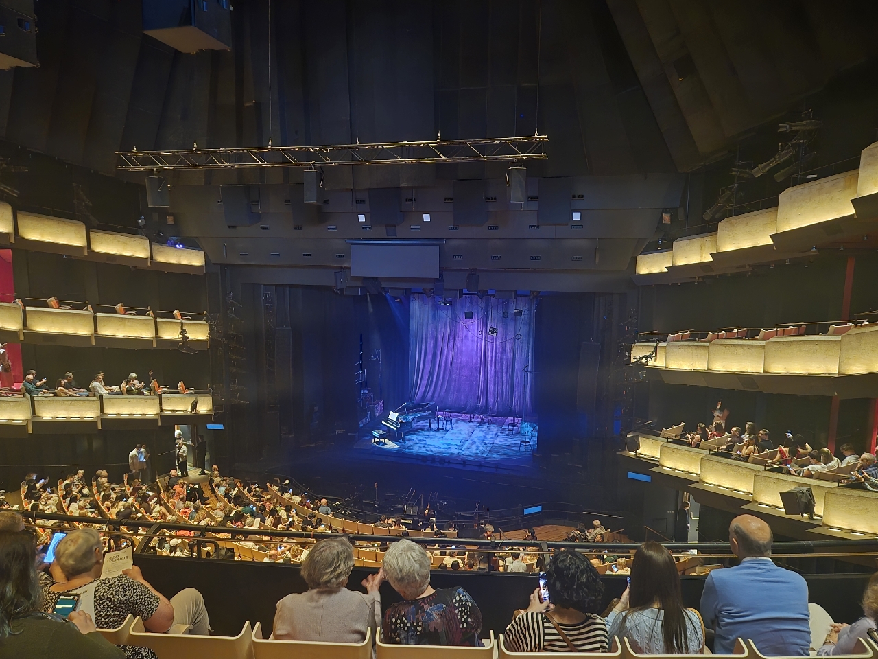 poto review image
