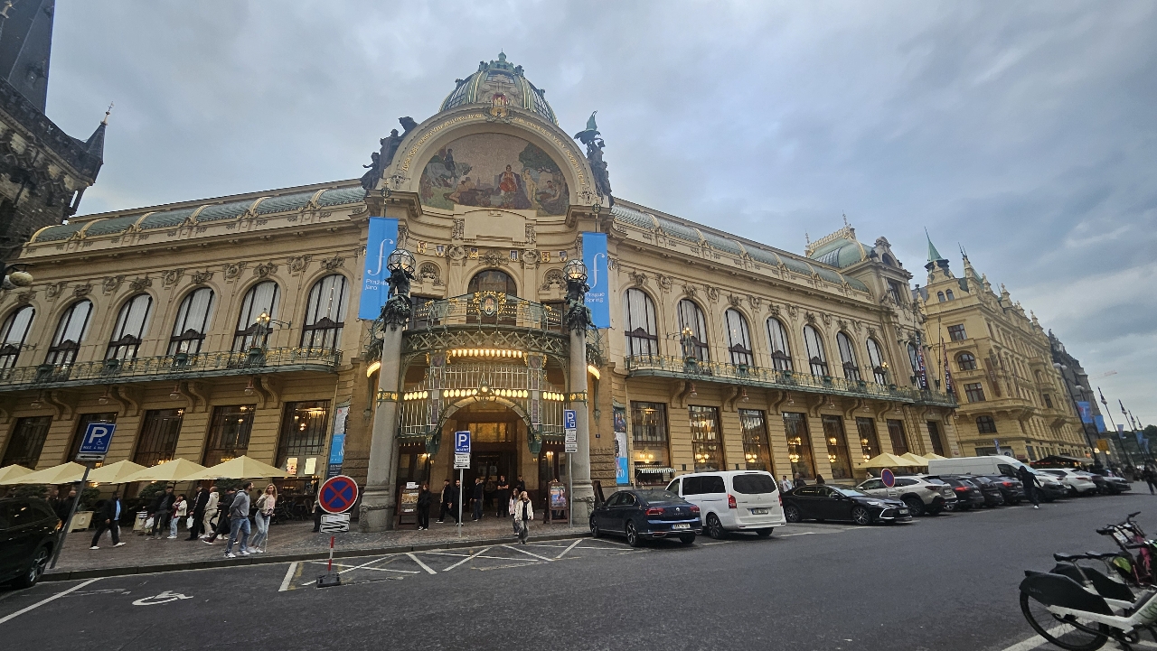 poto review image
