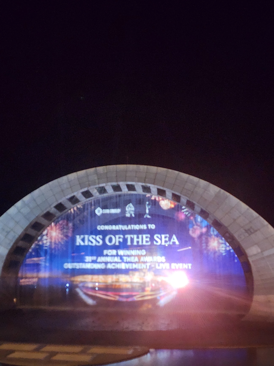 poto review image