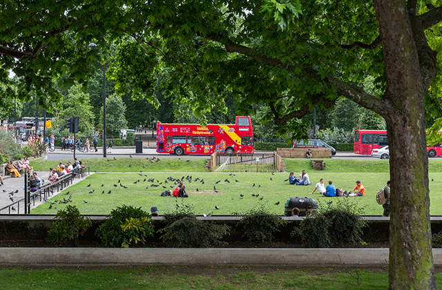 ロンドン・シティ観光シティツアーバス