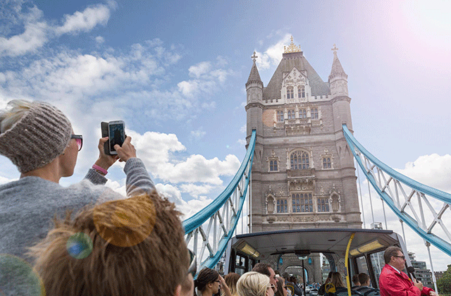 ロンドン・シティ観光シティツアーバス