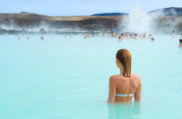 Reykjavik Blue Lagoon Hot Spring Ticket & Round-Trip Shuttle Package