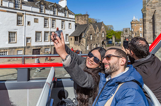 エディンバラ・シティサイティングバスツアー（24時間）