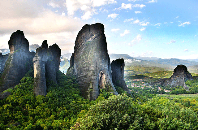 Meteora Monasteries Day Tour from Athens (Inspired by 'Grandpas Over Flowers')