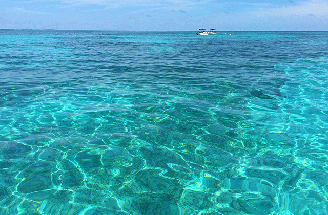 Boracay: Island Hopping Tour & Discover Scuba Diving