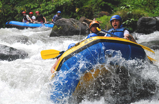 발리 인피니티 아융강 래프팅 체험 투어 (점심 포함)