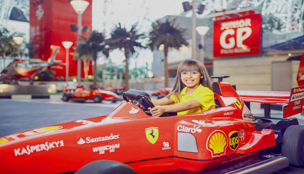 フェラーリワールド入場チケット