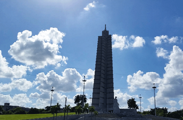 Havana: Classic Car Tour