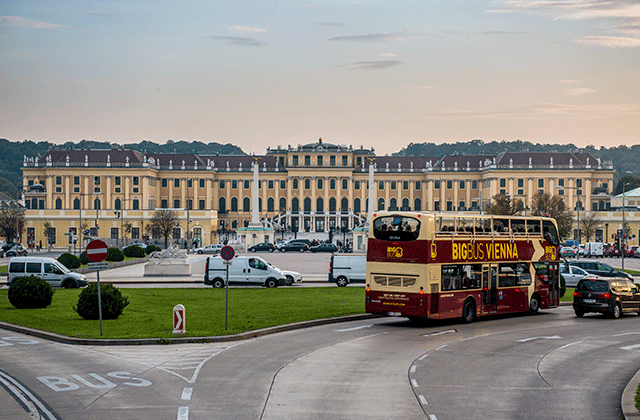ウィーン ビッグバス乗り降り自由シティツアー 1/2/3日券