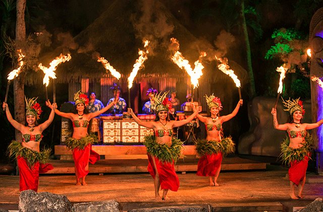 フィッシュアイ ポリネシアン ディナーショー ワグ Waug