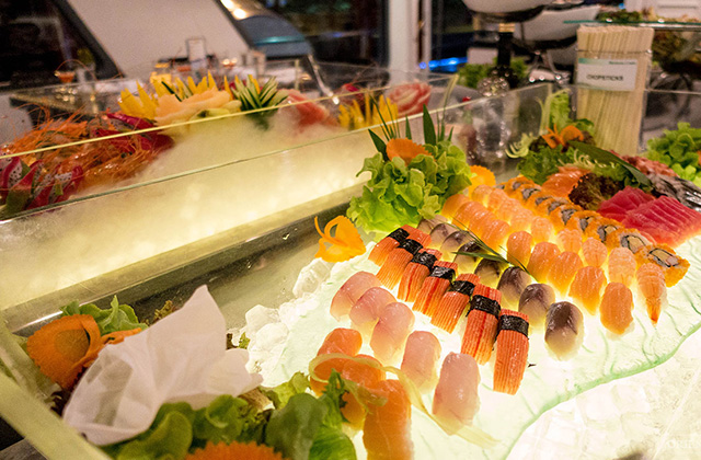 バンコク・シャングリラ・ホライゾンディナークルーズ