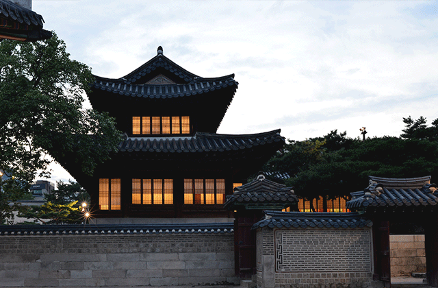 서울 종로 덕수궁 별빛 달빛 야경 투어 with 새싹여행