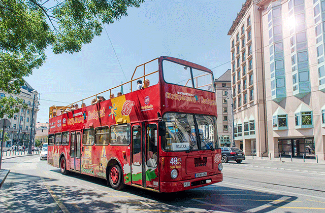 ブダペスト・シティサイトシーイングシティツアーバス（24/48/72時間）