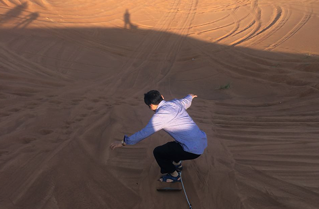두바이 사막 사파리 지프 단독 투어 - 일출 / 오전 / 오후 선택 가능