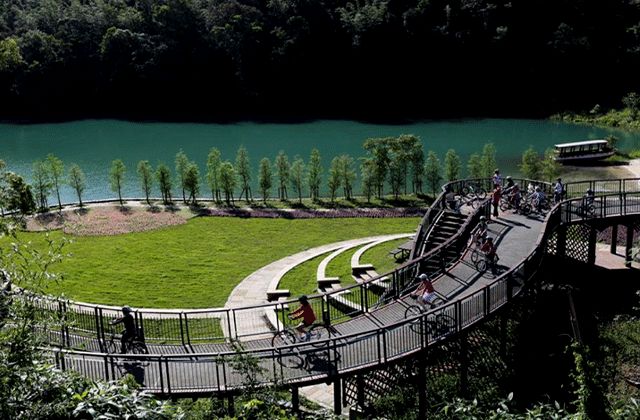 台中日月潭遊覧船往復チケット