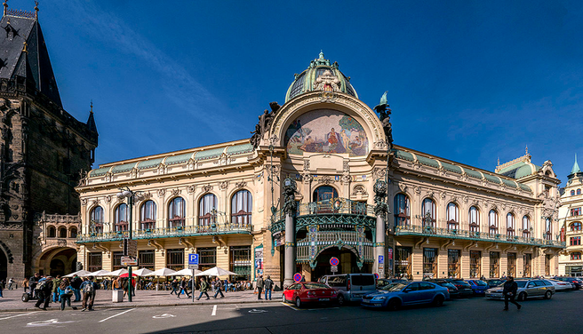 Prague World War II and Communism History Tour