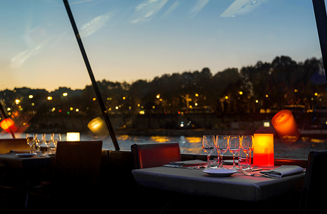 파리 세느강 바토 파리지앵 런치 & 디너 크루즈