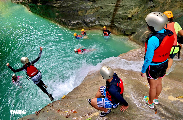 세부 캐녀닝 & 모알보알 페스카도르섬 스노클링 단독 투어