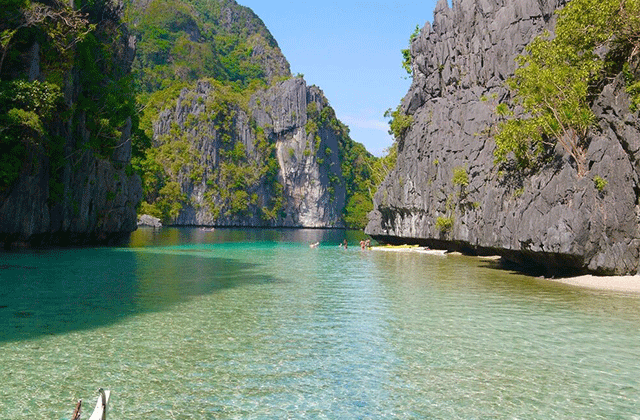 Palawan: El Nido Small Lagoon Hopping Tour
