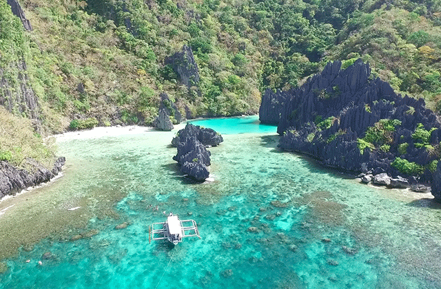 Palawan: El Nido Small Lagoon Hopping Tour