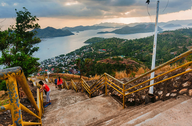 Palawan: Coron Town City Tour