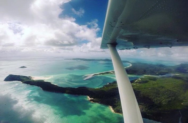 Cairns Great Barrier Reef Scenic Flight Tour