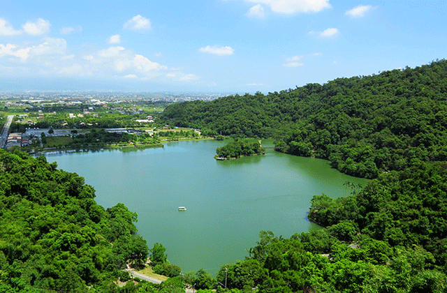 宜蘭清水地熱·カバランウイスキー·ドルフィンウォッチングタクシーツアー