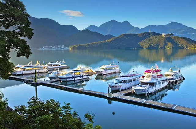 日月潭日帰りツアー(台中発)