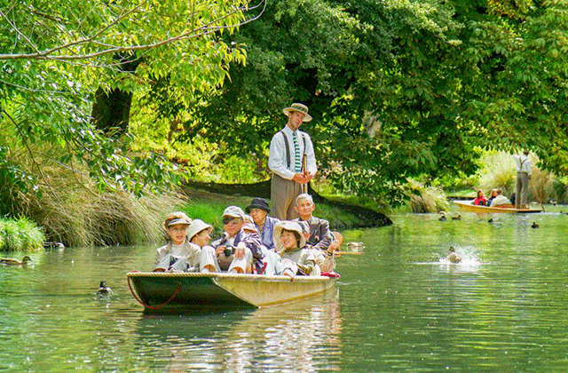 Christchurch Vintage Tram Pass (Includes Punting + Gondola)