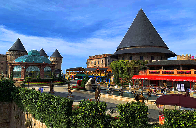 다낭 바나힐 입장권 & 단독 왕복 차량 투어 (케이블카, 골든브릿지, 바나힐 맥주 제공)