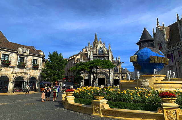 다낭 바나힐 입장권 & 단독 왕복 차량 투어 (케이블카, 골든브릿지, 바나힐 맥주 제공)