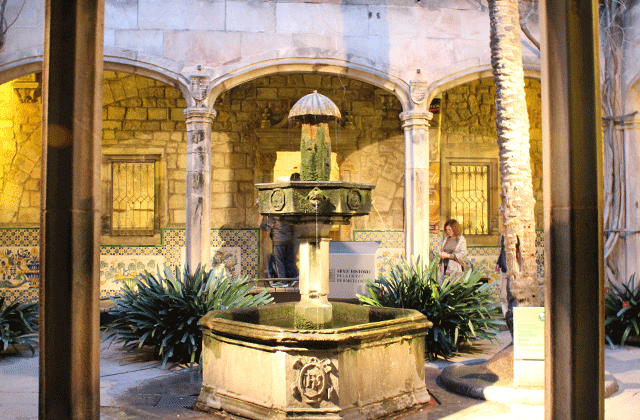 [비바스페인] 가장 소규모! 바르셀로나 야경 투어 - 보른까지 보는 투어는 우리 뿐!