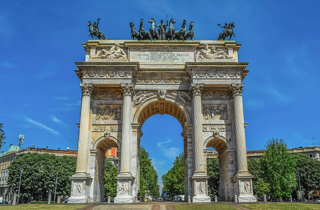 Milan Airport Premium Pick-up Service (Private Vehicle)