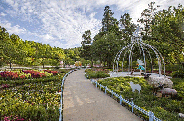 台湾 チンジン スイスガーデン 入場チケット