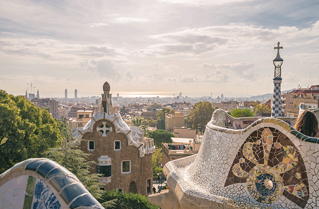 [팔로우미] 바르셀로나 오전 반일 가우디 투어 -  까사바뜨요, 까사밀라, 구엘공원 & 전용차량