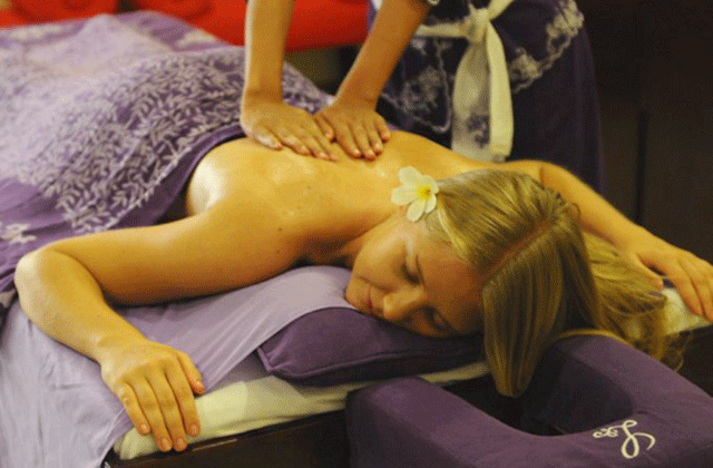 バリ島 オールイン ウブド チェックアウトツアー (ディナー、マッサージ、空港送迎付き)