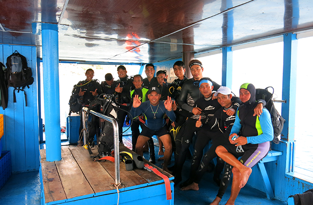 나트랑 혼땀섬 코랄리프 스쿠버 다이빙 투어 (WAUG Exclusive)