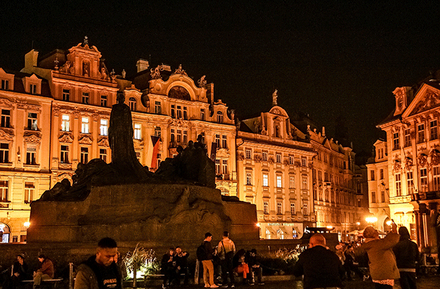 [하이프라하] 프라하 시내 & 야경 크루즈 투어 - 프라하성 설명 포함