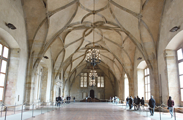 [하이프라하] 프라하 시내 & 야경 크루즈 투어 - 프라하성 설명 포함