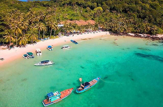 Phu Quoc: 4 Islands Hopping & Snorkeling Tour (with Hon Thom Cable Car & Water Park)