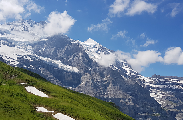 융프라우 등정과 두발로 느끼는 알프스 하이킹 투어