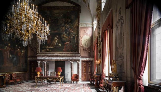 Amsterdam Royal Palace Fast-Track Ticket (Audio Guide Included)