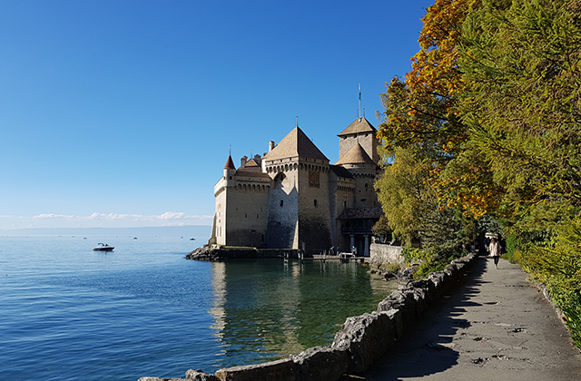인터라켄 출발: 그뤼에르 & 라보 & 몽트뢰 & 시옹성 하루 투어
