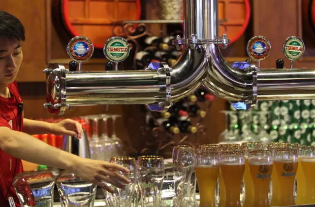 칭다오 맥주박물관 입장권 (홀A + B / 맥주 2잔 포함)