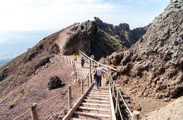 Naples Mount Vesuvius Day Trekking Tour