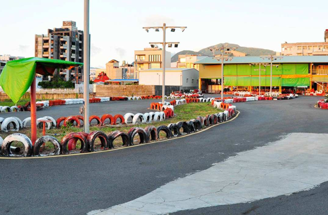 Kenting F1 Racing Kart Experience