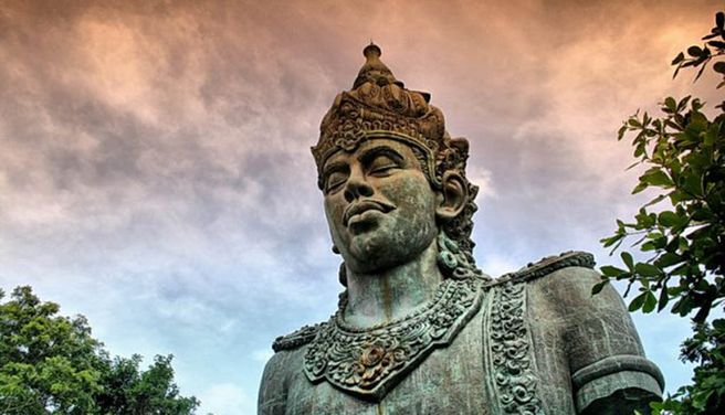 Bali Premium All-Inclusive Southern Check-Out Tour (Evening, Massage, Airport Transfer)