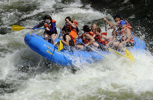 짜릿한 호아푸탄 래프팅 투어