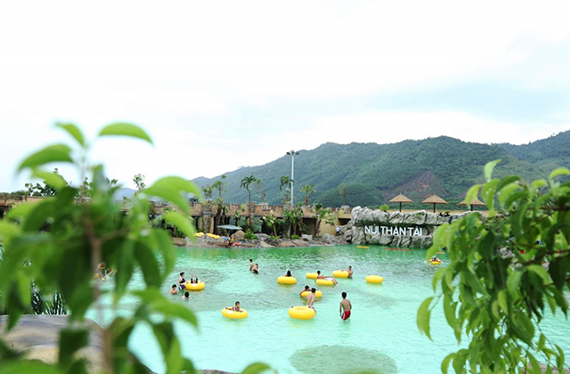 다낭 누이탄타이 핫 스프링 파크 투어