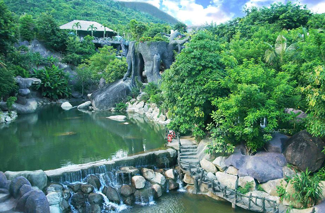 다낭 누이탄타이 핫 스프링 파크 투어